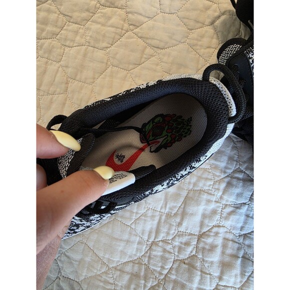 Nike Air Force 1 Flyknit Low 2.0 ‘Oreo’ Black White AV3042-001 Men’s Size 8.5 - Picture 6 of 7